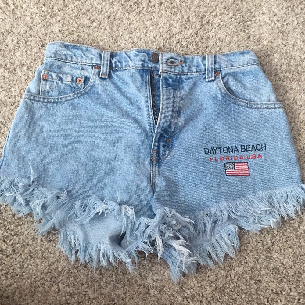 Women’s Levi’s Jean shorts